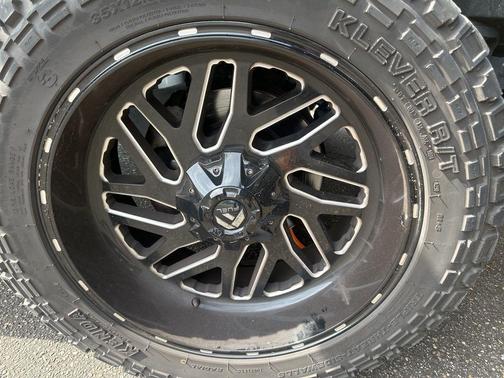 Carbonized Gray Metallic 2022 Ford F-250 Lariat