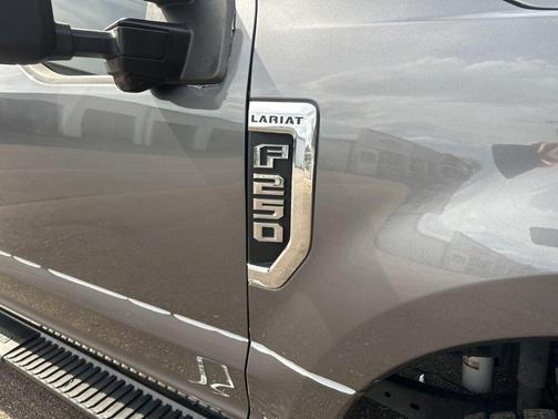 Carbonized Gray Metallic 2022 Ford F-250 Lariat