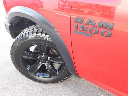 2024 RAM 1500 Classic Warlock Crew Cab 4x2 5'7' Box