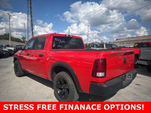 2024 RAM 1500 Classic Warlock Crew Cab 4x2 5'7' Box