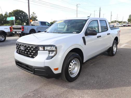 2025 Ford Maverick XL