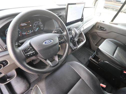 Oxford White 2023 Ford Transit-150 Base