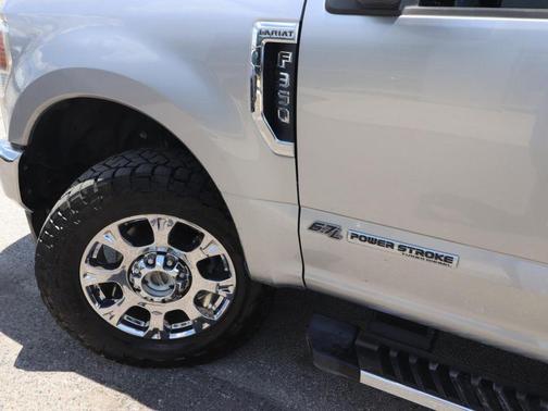 Iconic Silver Metallic 2021 Ford F-350 Lariat