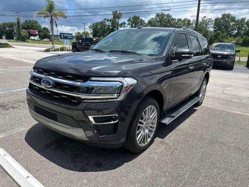 Gray Metallic 2024 Ford Expedition Limited