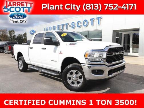 2023 RAM 3500 Big Horn Crew Cab 4x4 6'4' Box