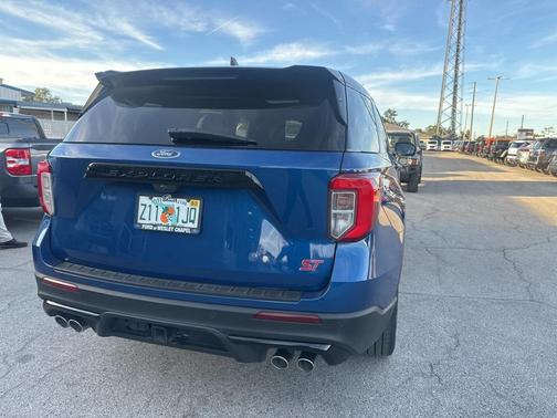 2022 Ford Explorer ST