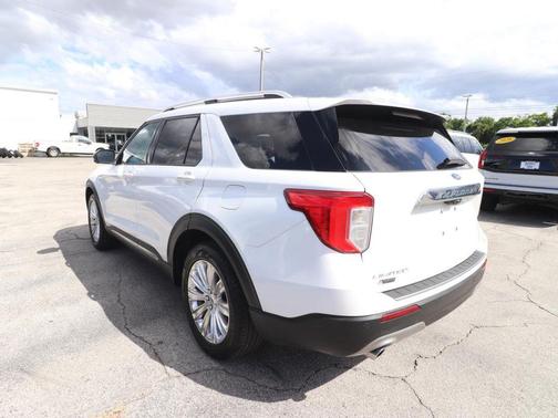 Star White Metallic Tri-Coat 2022 Ford Explorer Limited