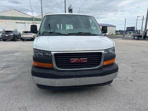Summit White 2017 GMC Savana 2500 Work Van