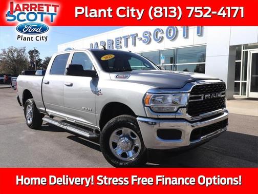 2022 RAM 2500 Big Horn Crew Cab 4x4 6'4' Box