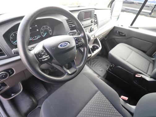 Oxford White 2025 Ford Transit-250 Base