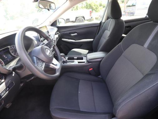 Gun Metallic 2024 Nissan Sentra SV