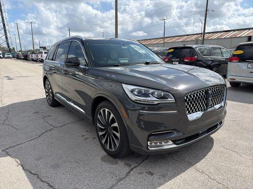 Chroma Caviar Dark Gray Metallic Clearcoat 2023 Lincoln Aviator Black Label Grand Touring AWD