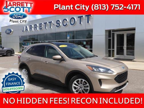 Desert Gold Metallic 2020 Ford Escape SE