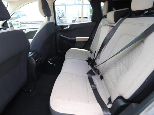 Desert Gold Metallic 2020 Ford Escape SE