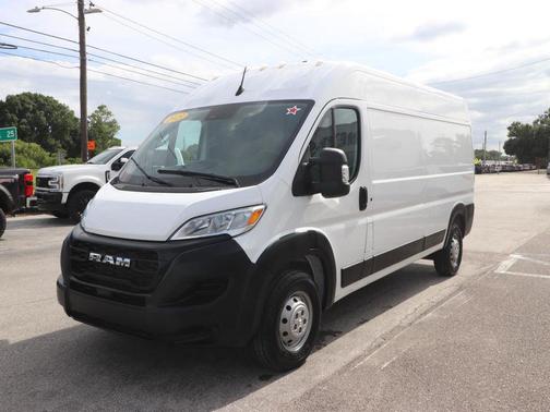 Bright White Clearcoat 2023 RAM ProMaster 2500 High Roof
