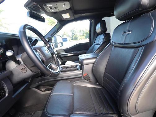 2025 Ford F-450 Platinum