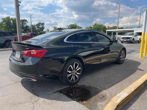 2025 Chevrolet Malibu RS