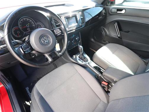 2019 Volkswagen Beetle 2.0T S