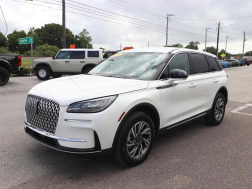 2025 Lincoln Corsair Premiere