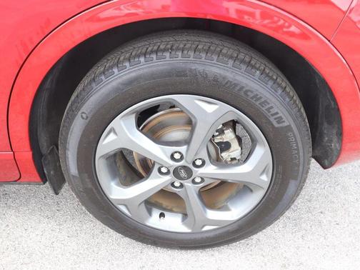 Rapid Red Metallic Tinted Clearcoat 2023 Ford Escape ST-Line