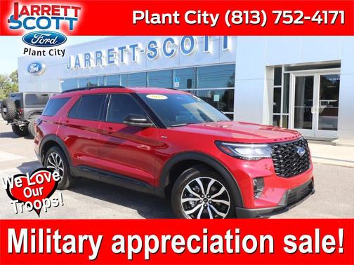 Rapid Red Metallic Tinted Clearcoat 2025 Ford Explorer ST-Line