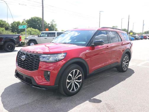 Rapid Red Metallic TC 2025 Ford Explorer ST-Line
