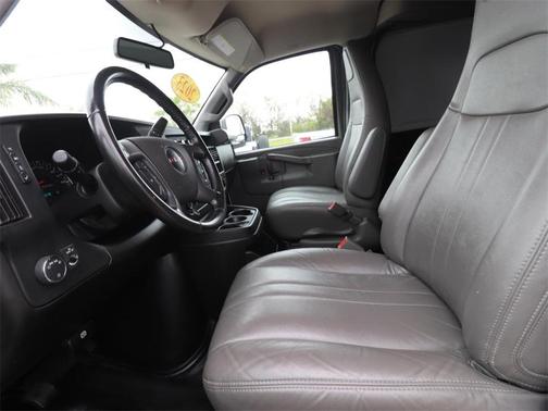 2023 GMC Savana 2500 Work Van