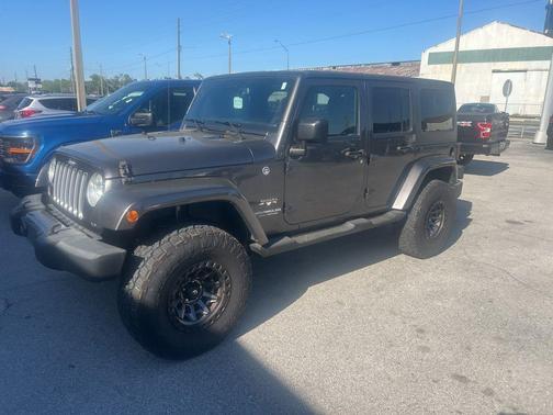 2016 Jeep Wrangler Unlimited Sahara