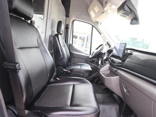 Oxford White 2024 Ford Transit-350 Base