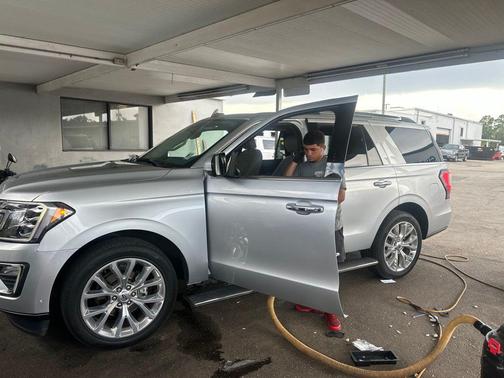 Ingot Silver 2019 Ford Expedition Limited