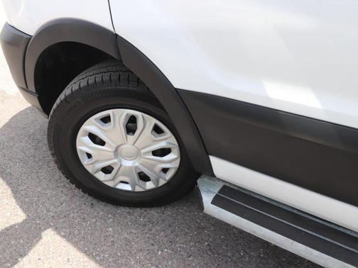 Oxford White 2024 Ford Transit-250 Base