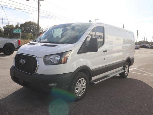 Oxford White 2024 Ford Transit-250 Base