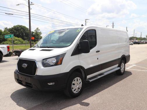 Oxford White 2024 Ford Transit-250 Base