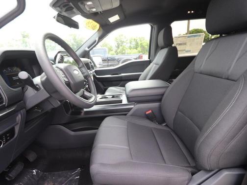 Iconic Silver Metallic 2026 Ford F-150 STX