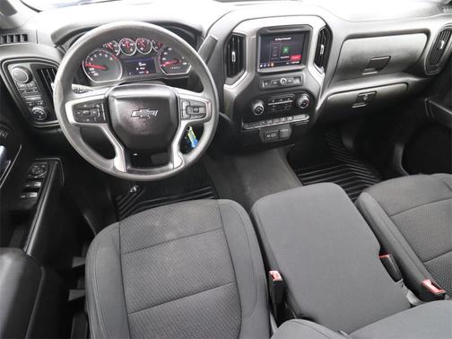 2022 Chevrolet Silverado 1500 Custom Trail Boss
