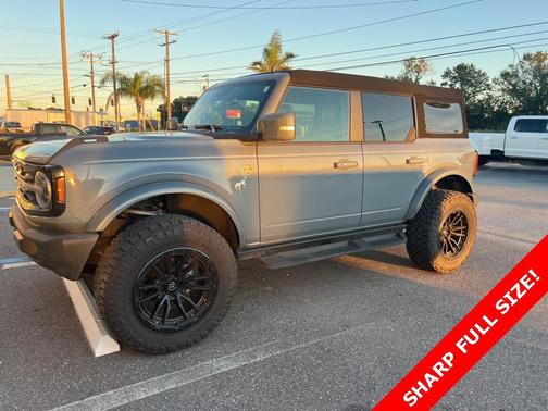 2024 Ford Bronco Outer Banks