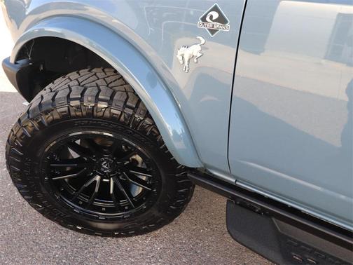 2024 Ford Bronco Outer Banks