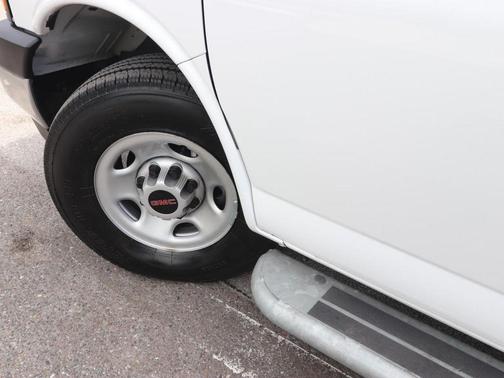 2024 GMC Savana 2500 Work Van