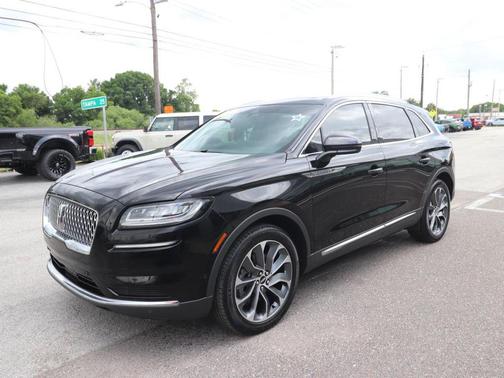 Infinite Black Metallic Clearcoat 2023 Lincoln Nautilus Reserve
