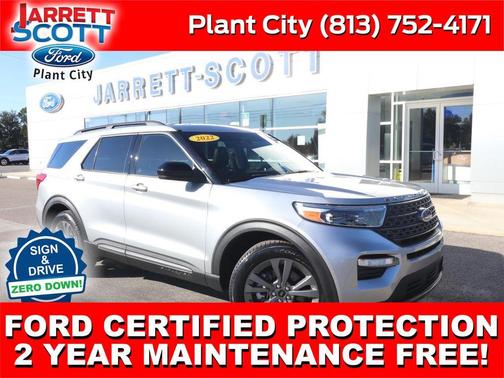 Iconic Silver Metallic 2022 Ford Explorer XLT