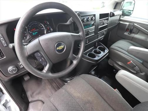 2022 Chevrolet Express 2500 RWD 2500 Regular Wheelbase WT