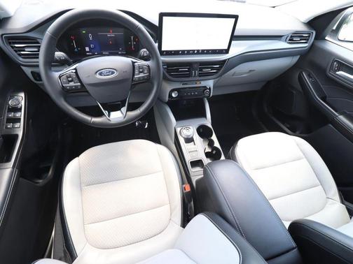 Star White Metallic Tri-Coat 2025 Ford Escape PHEV SE