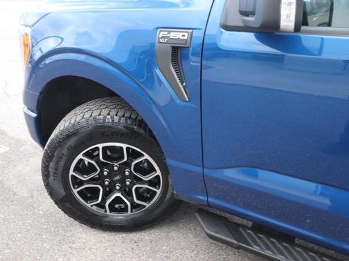 Atlas Blue Metallic 2023 Ford F-150 XLT