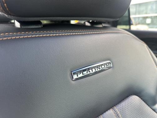 2024 Ford Expedition Platinum