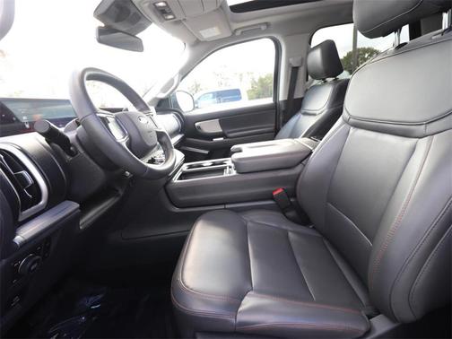 2025 Ford Expedition Max Active 4x4