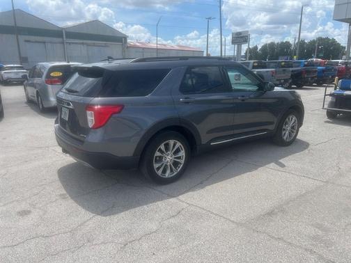 Carbonized Gray Metallic 2023 Ford Explorer XLT