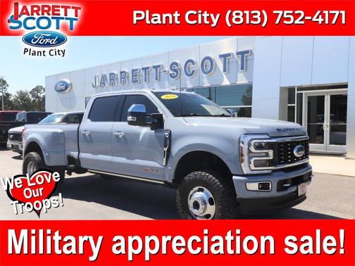 Glacier Gray Metallic TriCoat 2024 Ford F-350 Limited