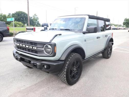 2022 Ford Bronco Black Diamond
