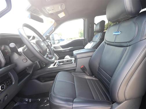 2026 Ford F-250 Platinum