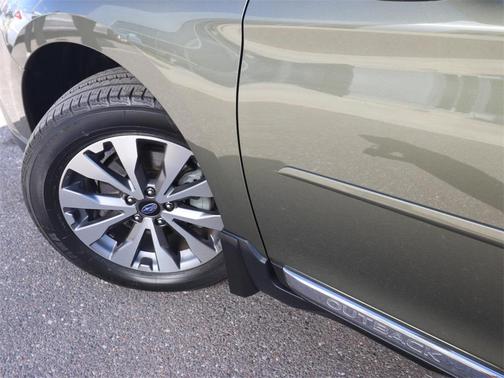 2017 Subaru Outback 3.6R Touring